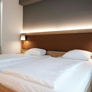 Standard Room Two Twin Beds